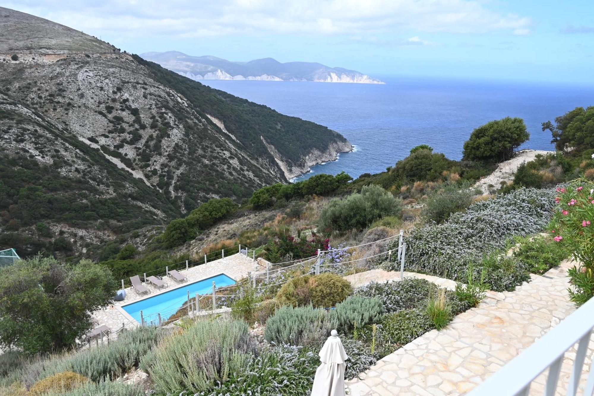 Myrtos Bay Apartments Anomeriá Exterior foto